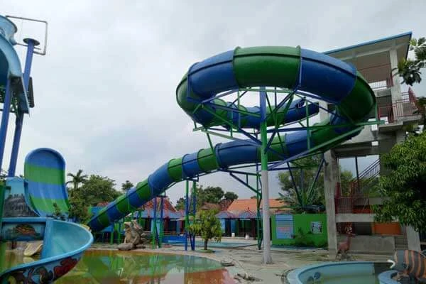 waterboom boomerang terbaik di indonesia